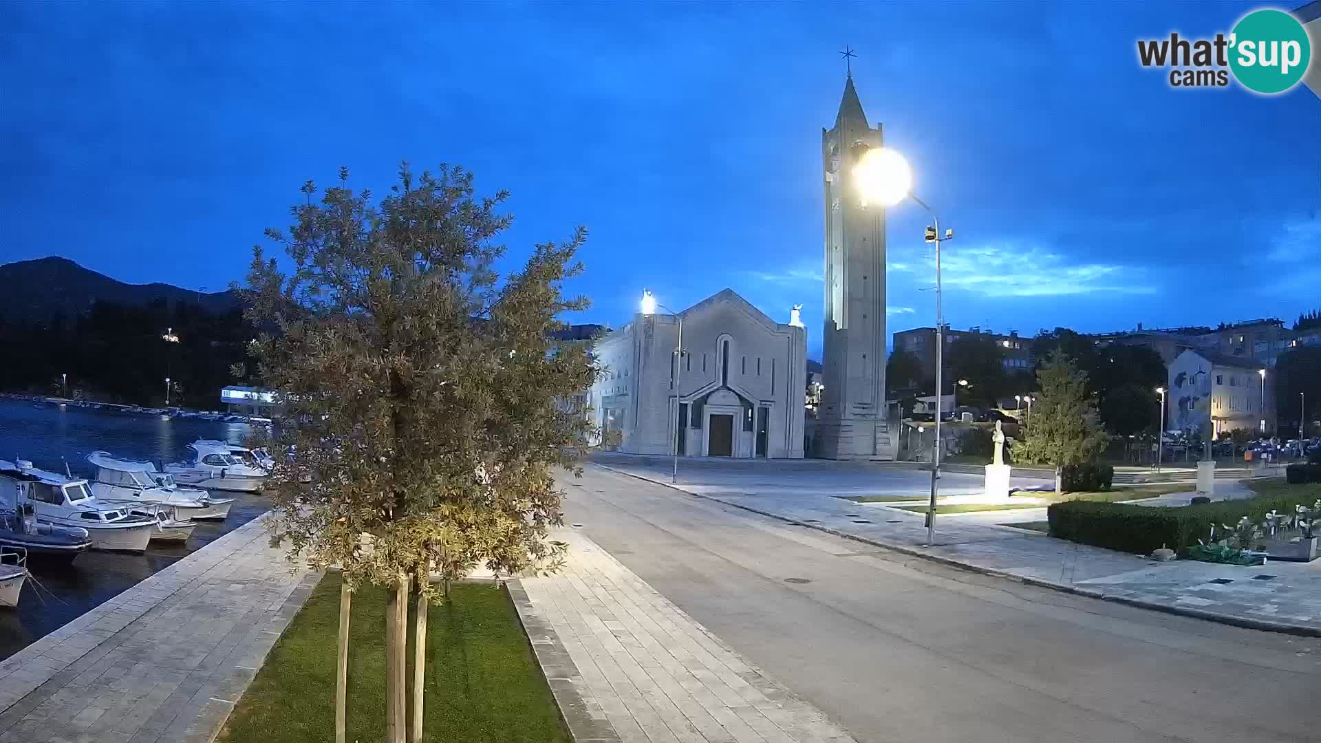 Spletna kamera Ploče | Osupljiv pogled na Rivo in katedralo