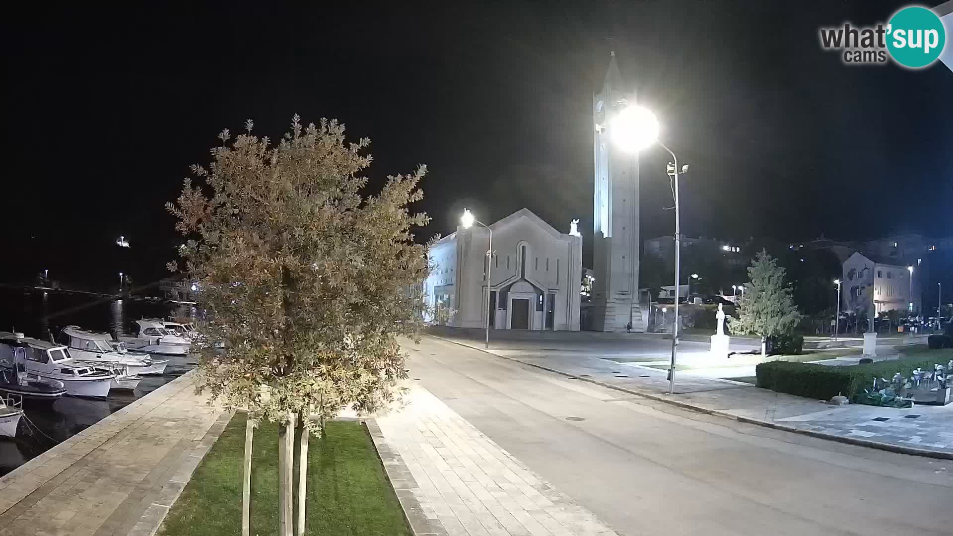 Spletna kamera Ploče | Osupljiv pogled na Rivo in katedralo