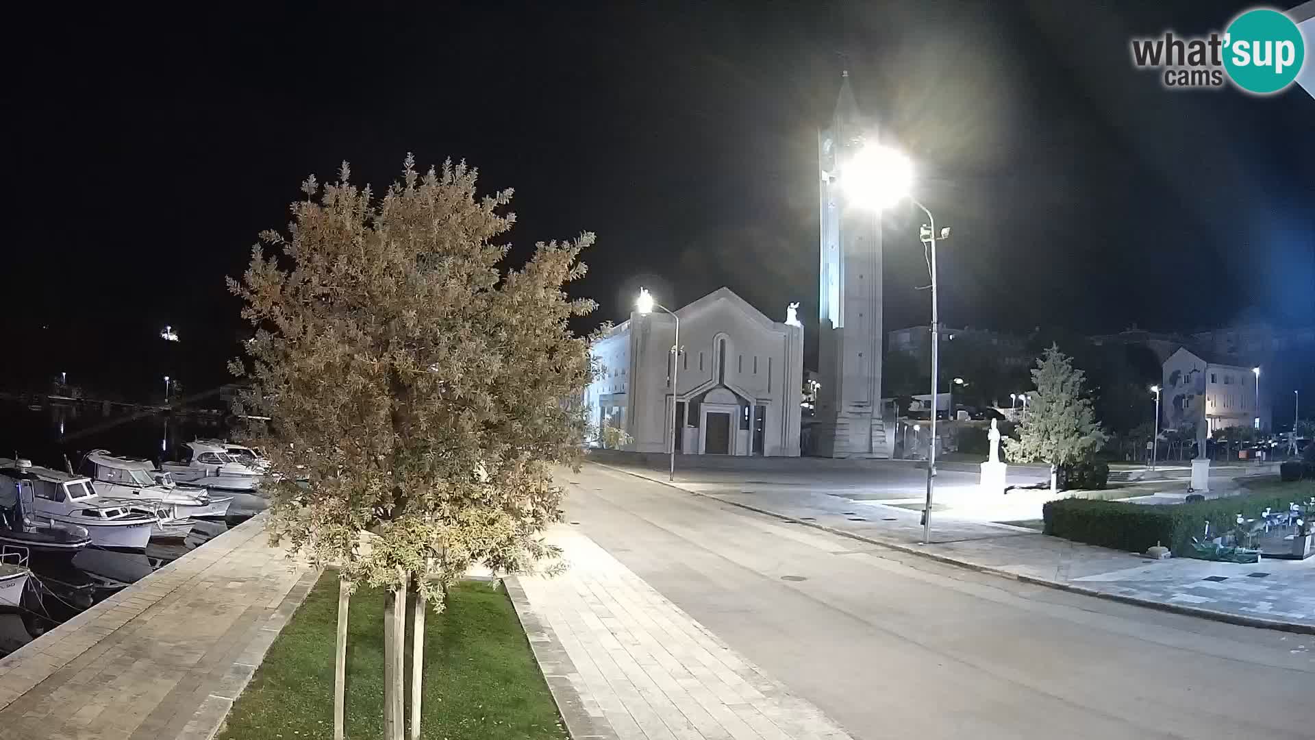 Spletna kamera Ploče | Osupljiv pogled na Rivo in katedralo