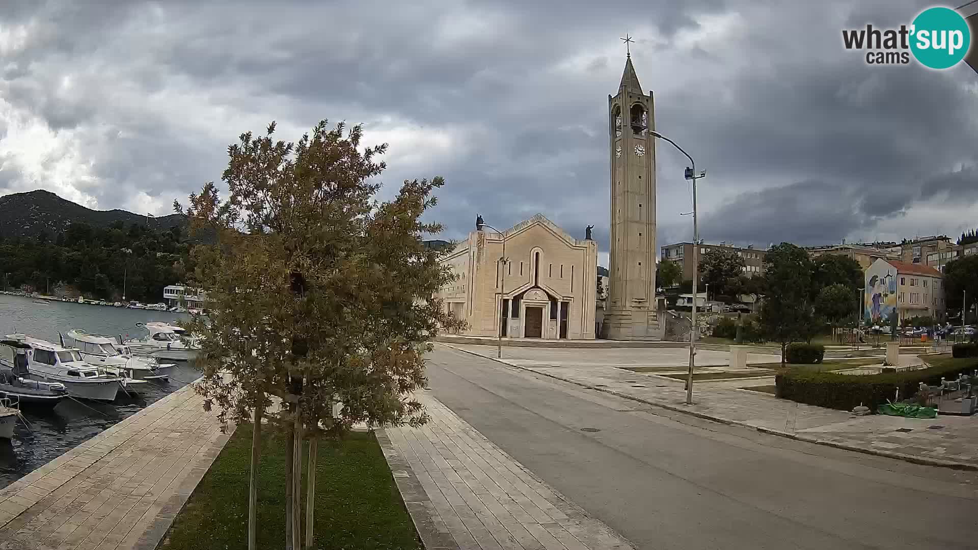 Ploče Cámara web | Vistas cautivadoras de Riva y la Catedral
