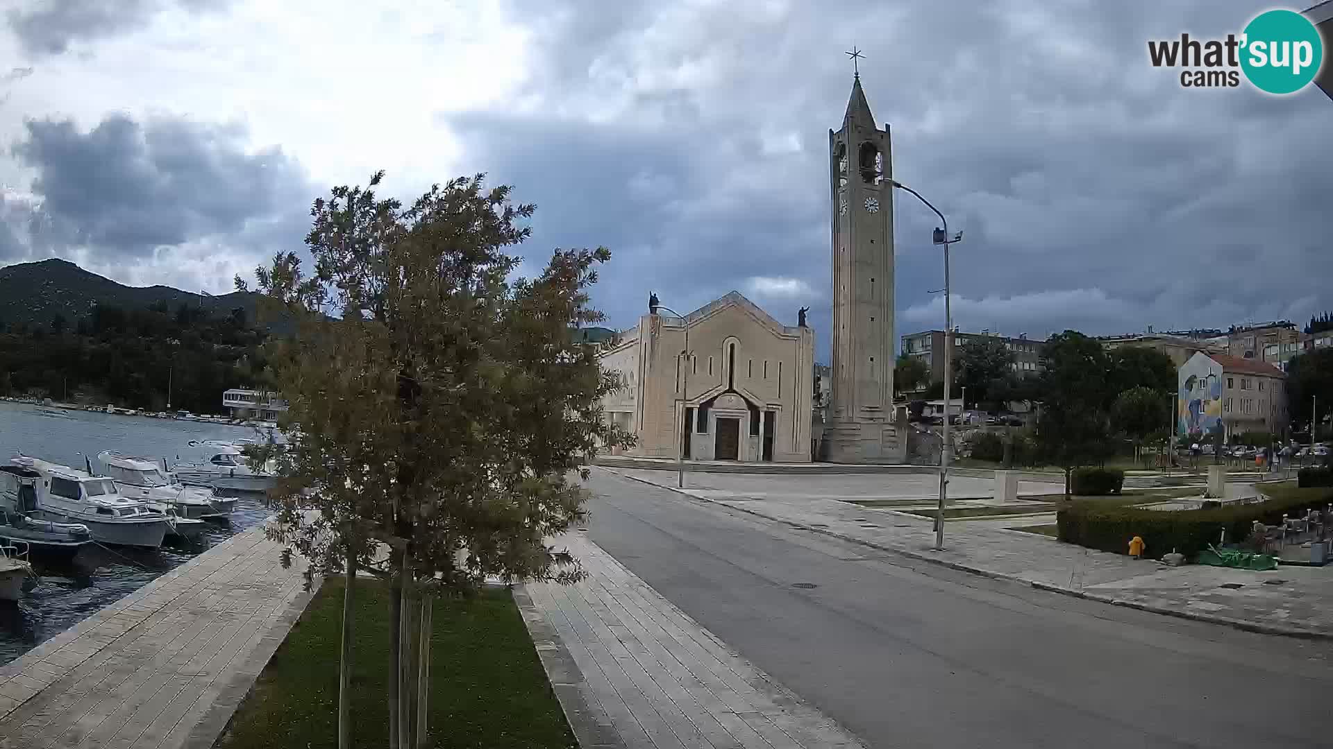 Ploče Cámara web | Vistas cautivadoras de Riva y la Catedral