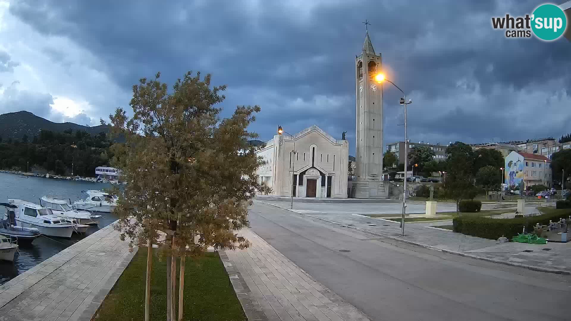 Webcam Ploče | Fesselnde Ausblicke auf Riva und die Kathedrale