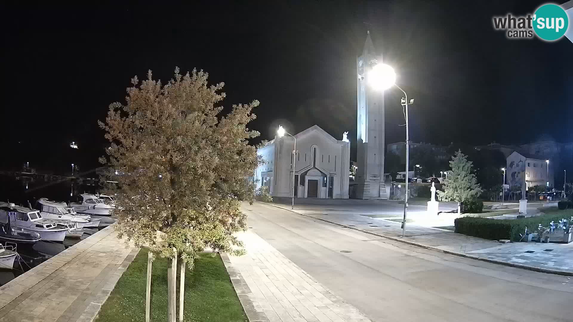 Spletna kamera Ploče | Osupljiv pogled na Rivo in katedralo