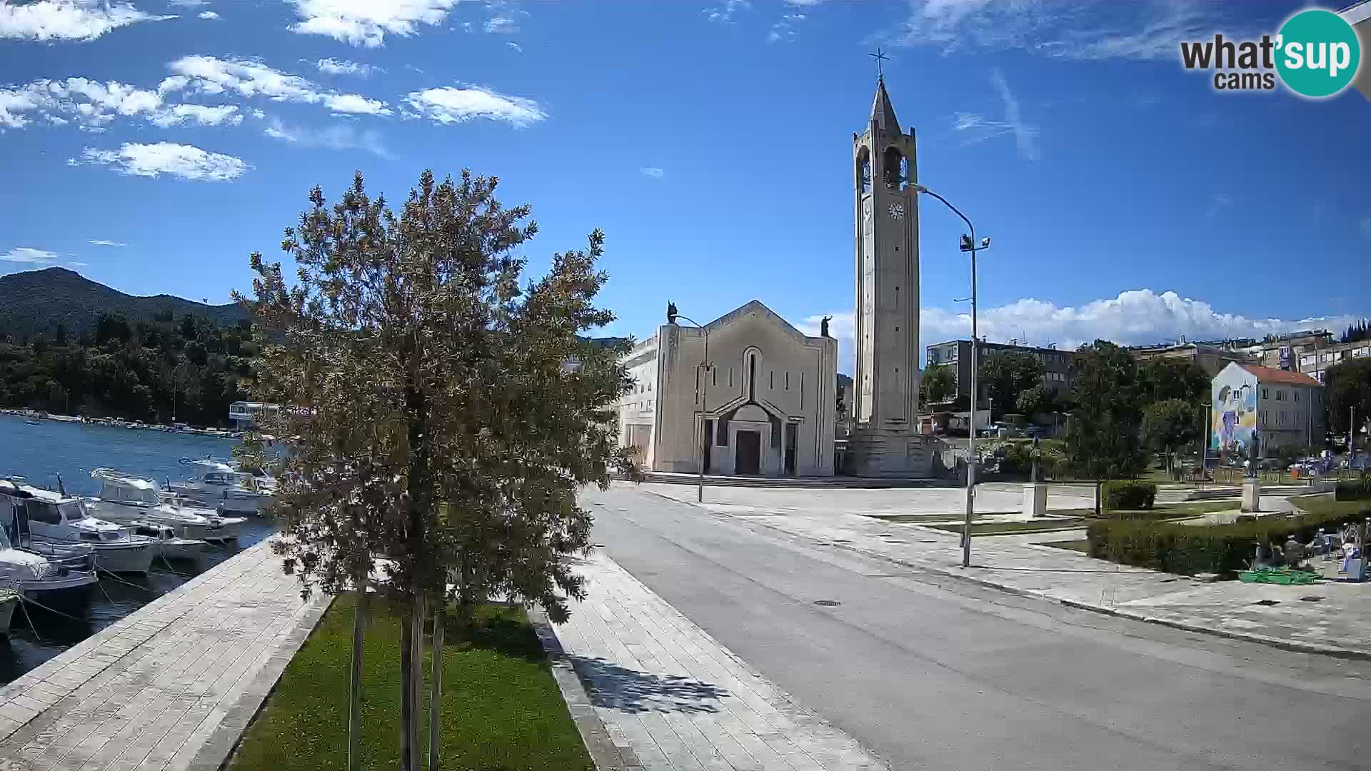 Ploče Webcam | Captivating Views of Riva and the Cathedral