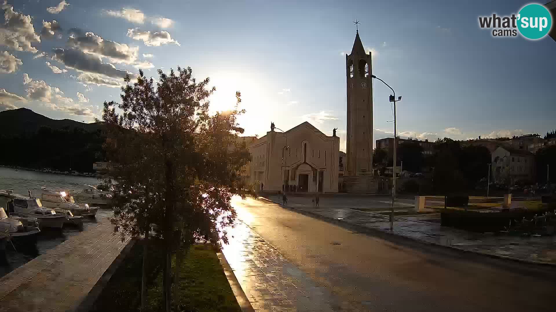 Webcam Ploče | Fesselnde Ausblicke auf Riva und die Kathedrale