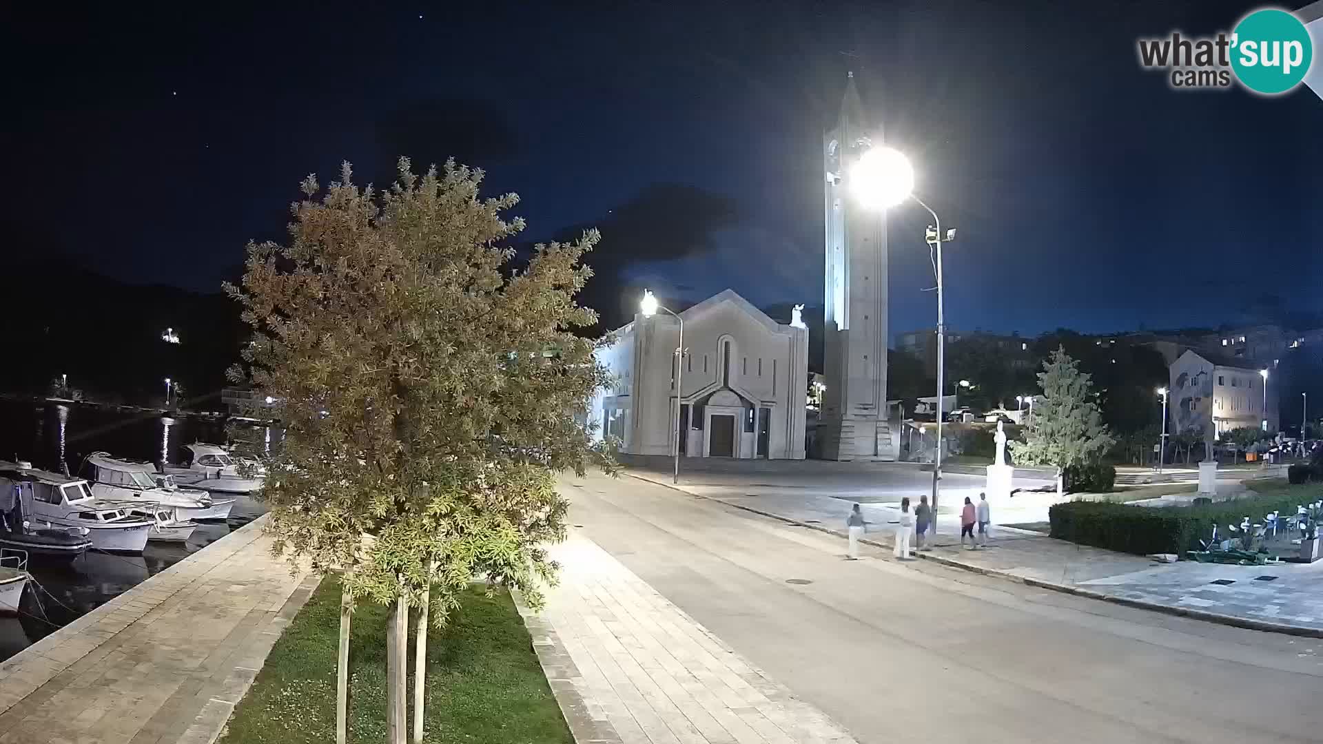 Spletna kamera Ploče | Osupljiv pogled na Rivo in katedralo