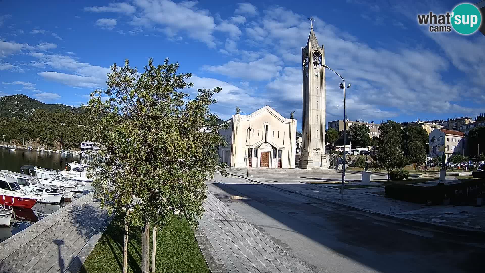 Ploče Webcam | Captivating Views of Riva and the Cathedral