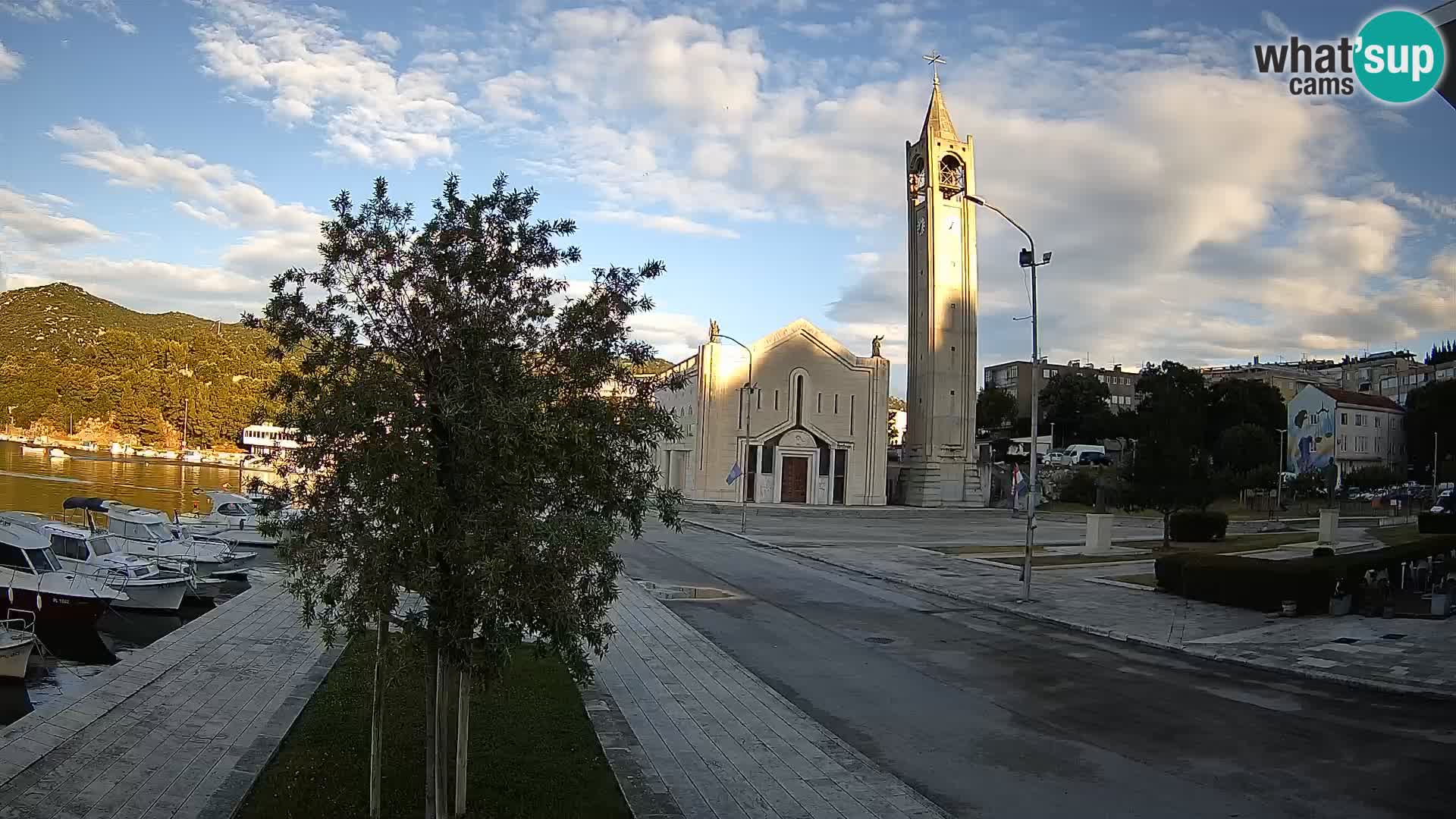 Webcam Ploče | Fesselnde Ausblicke auf Riva und die Kathedrale