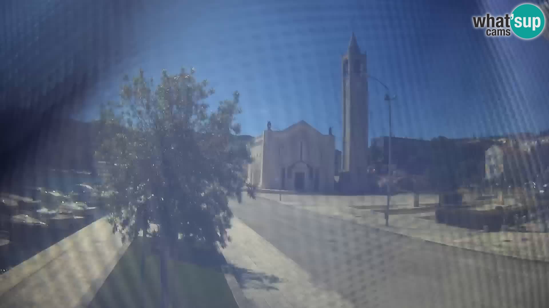 Spletna kamera Ploče | Osupljiv pogled na Rivo in katedralo