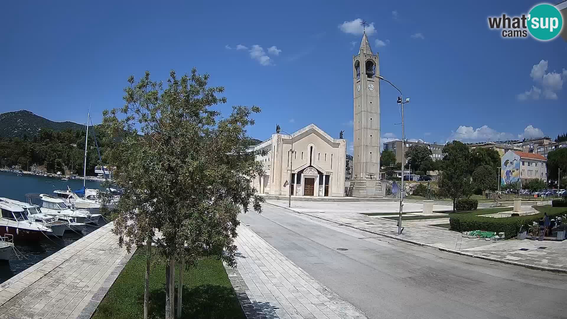 Ploče Webcam | Captivating Views of Riva and the Cathedral