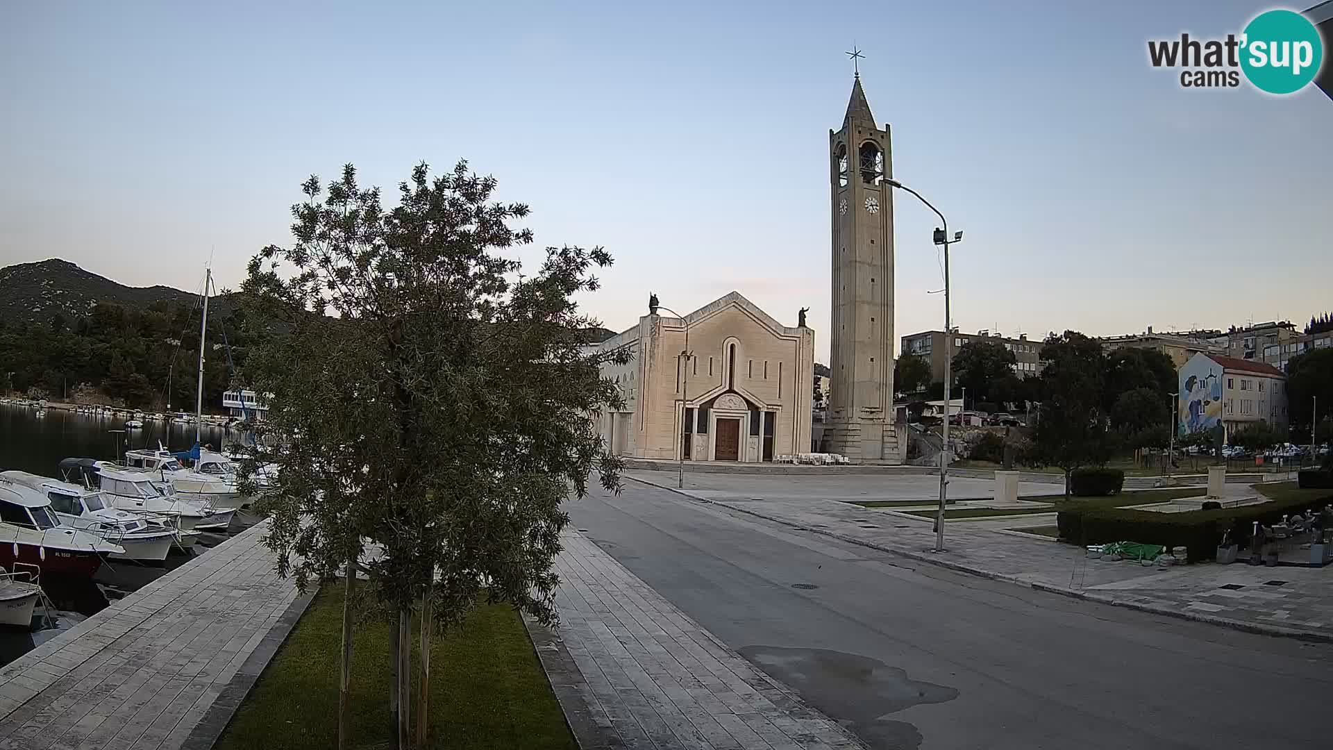 Webcam Ploče | Fesselnde Ausblicke auf Riva und die Kathedrale