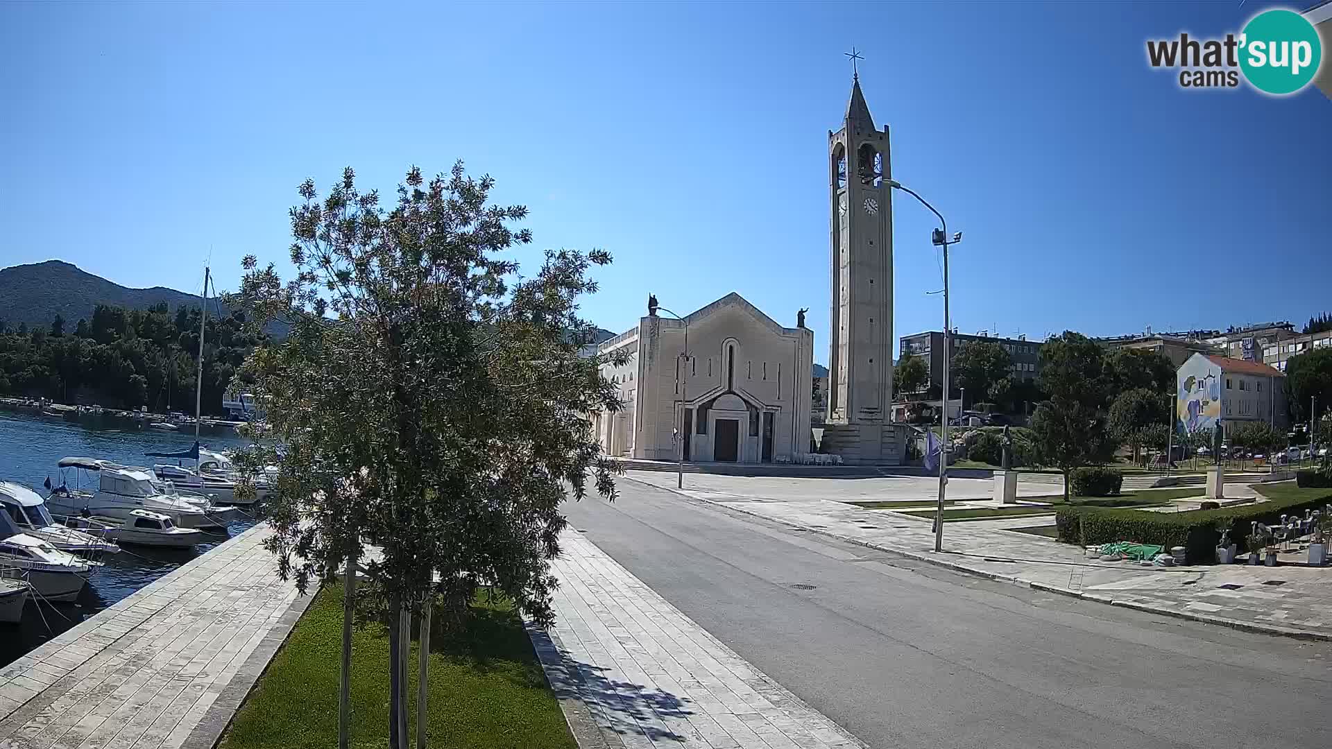 Spletna kamera Ploče | Osupljiv pogled na Rivo in katedralo