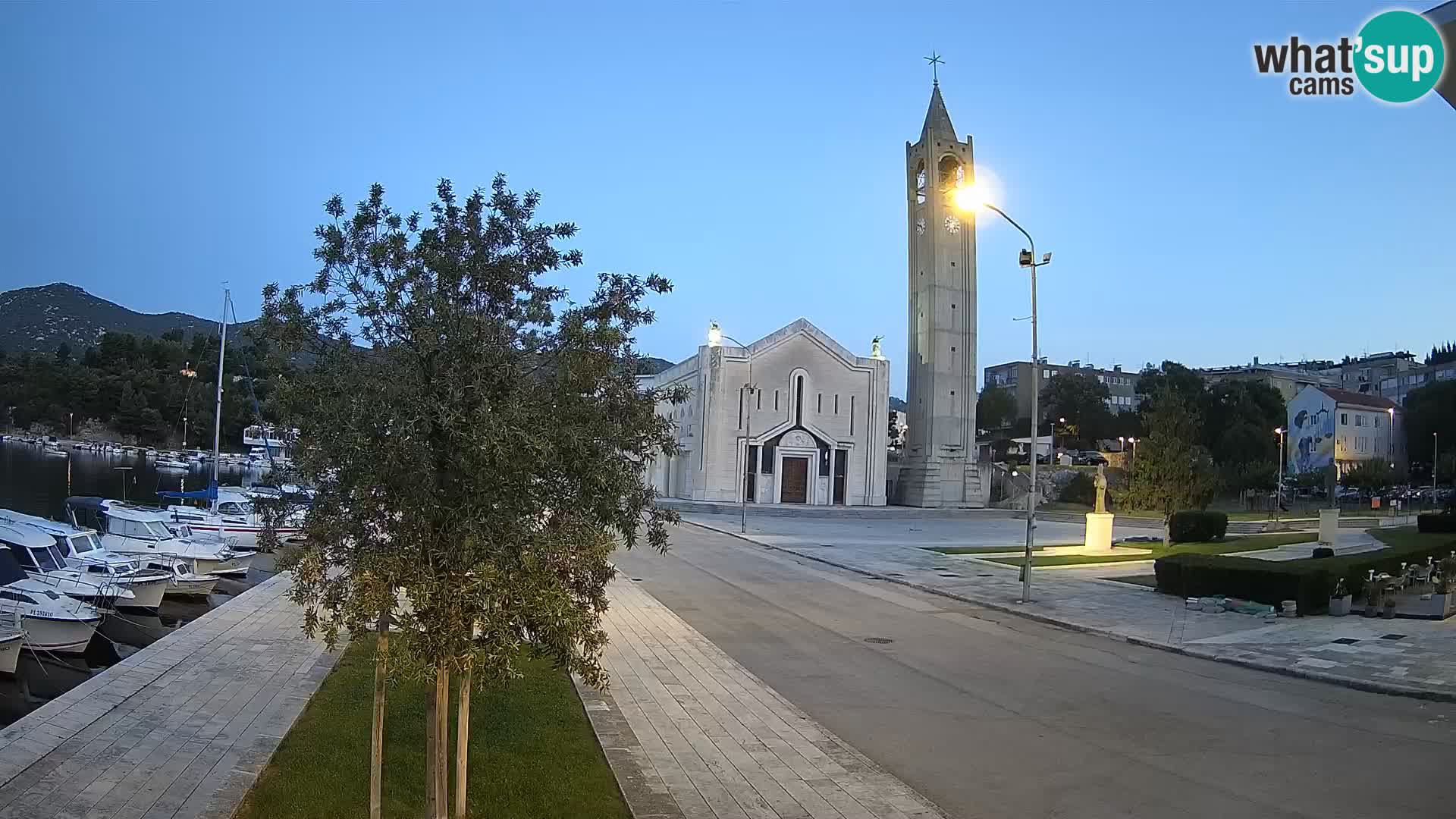 Webcam Ploče | Fesselnde Ausblicke auf Riva und die Kathedrale