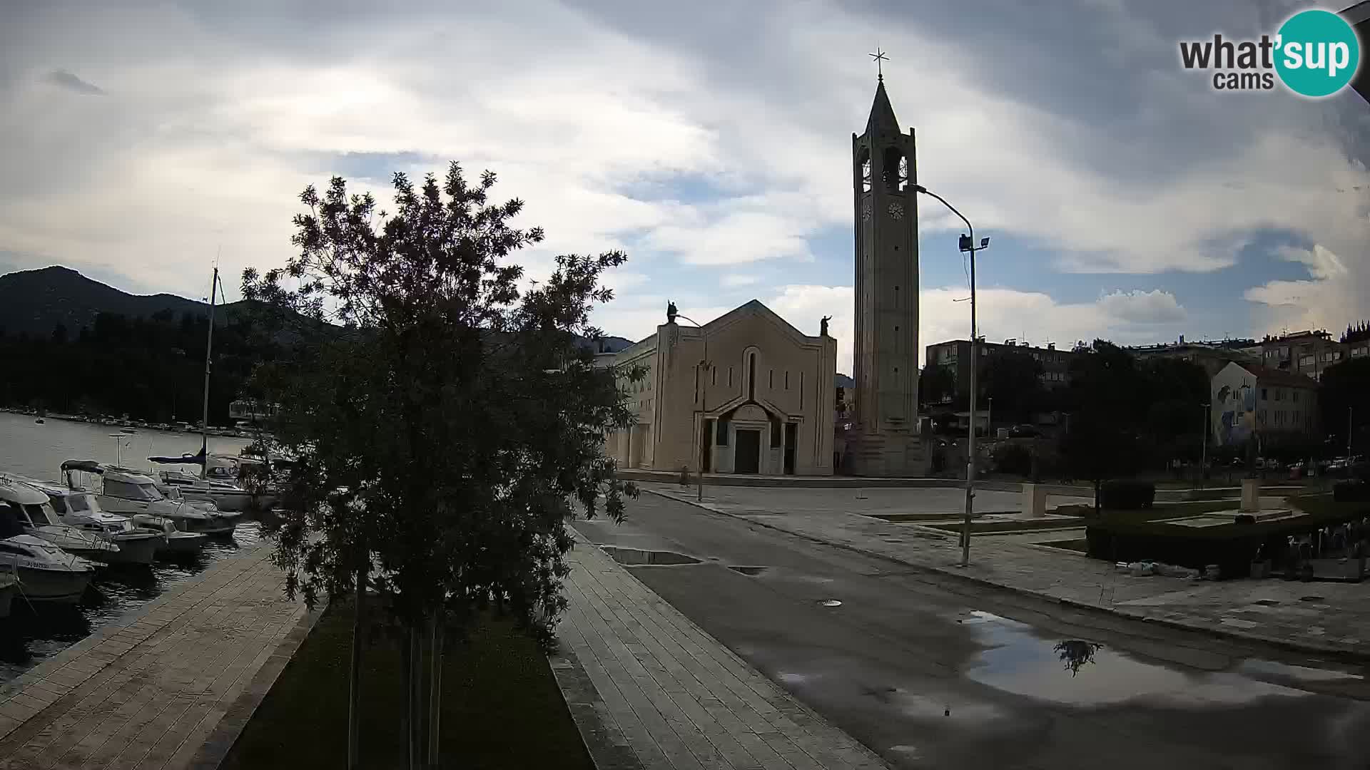 Spletna kamera Ploče | Osupljiv pogled na Rivo in katedralo