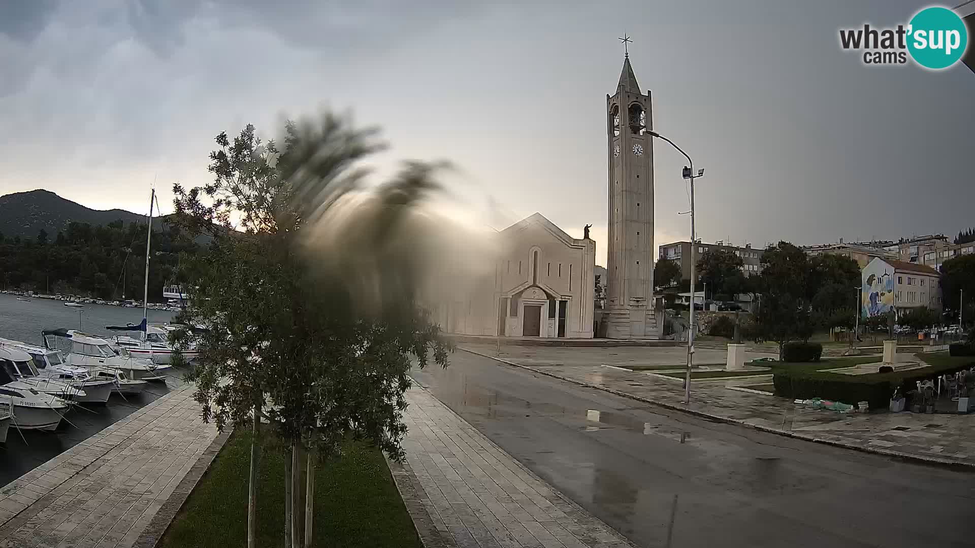 Ploče Cámara web | Vistas cautivadoras de Riva y la Catedral