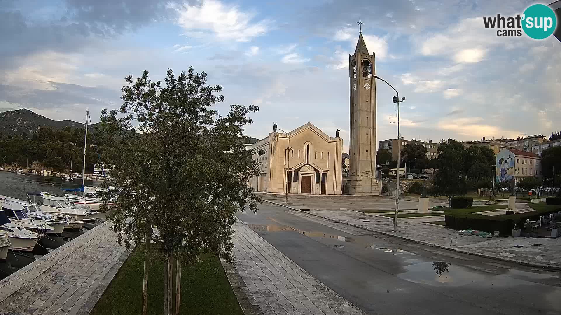 Spletna kamera Ploče | Osupljiv pogled na Rivo in katedralo