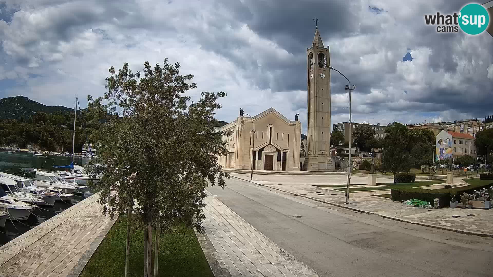Ploče Cámara web | Vistas cautivadoras de Riva y la Catedral