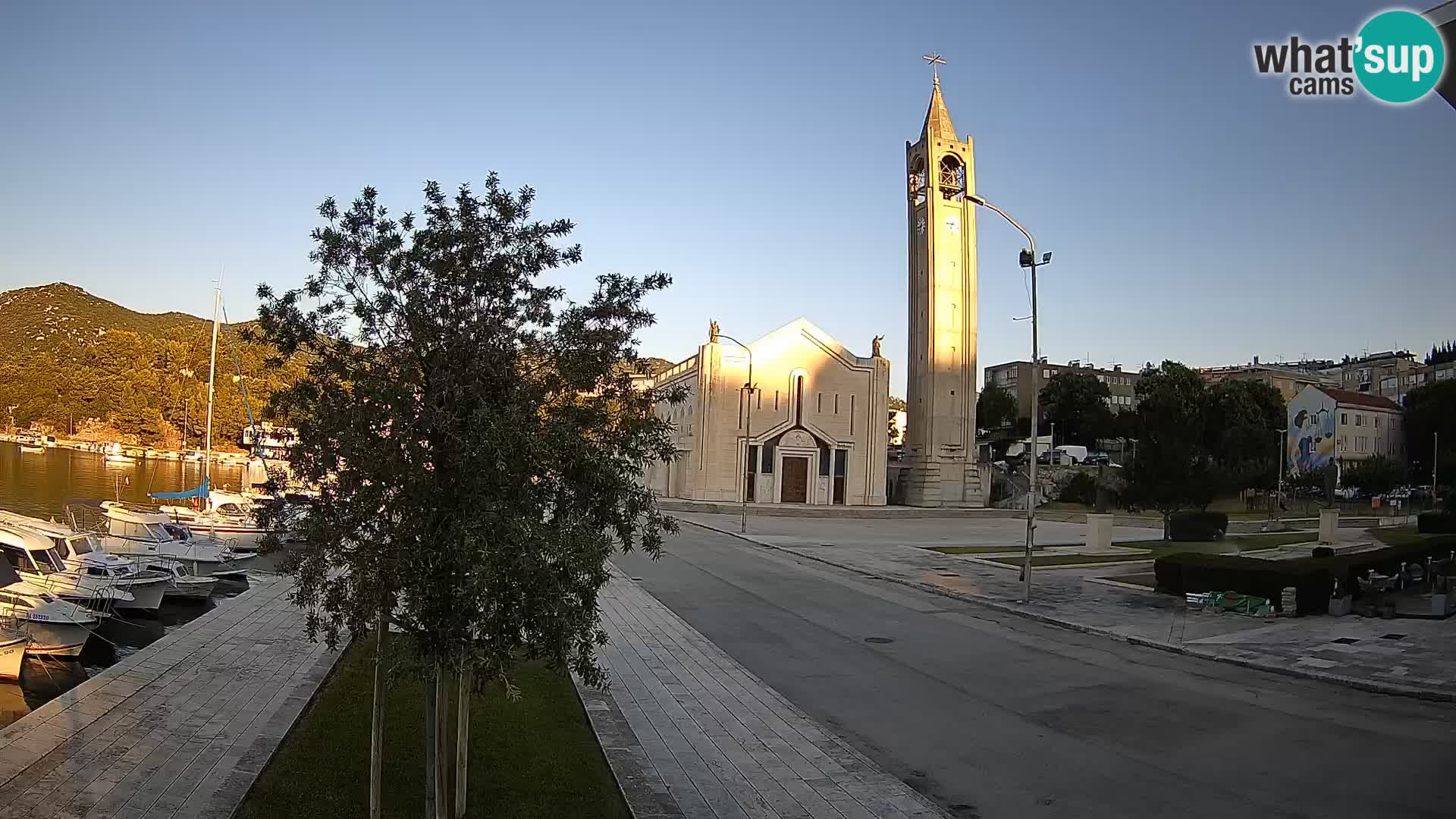 Webcam Ploče | Fesselnde Ausblicke auf Riva und die Kathedrale