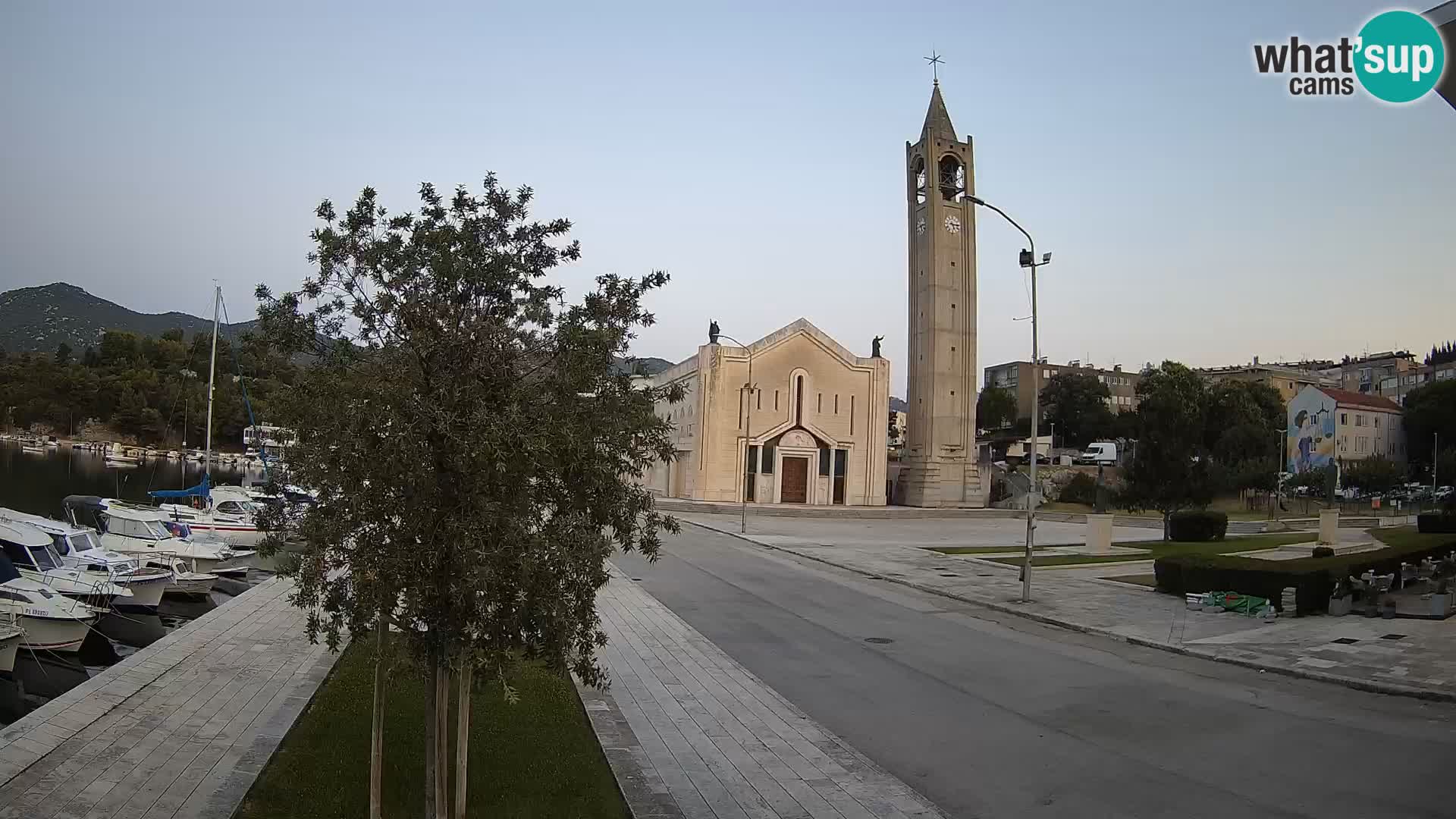 Spletna kamera Ploče | Osupljiv pogled na Rivo in katedralo