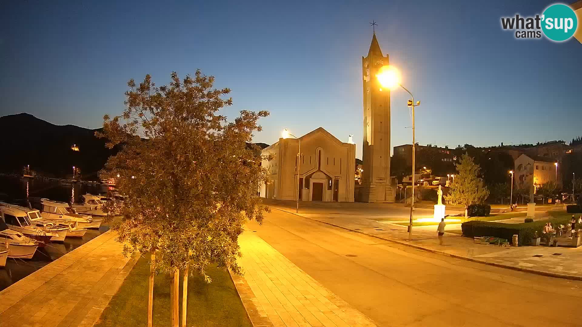 Spletna kamera Ploče | Osupljiv pogled na Rivo in katedralo