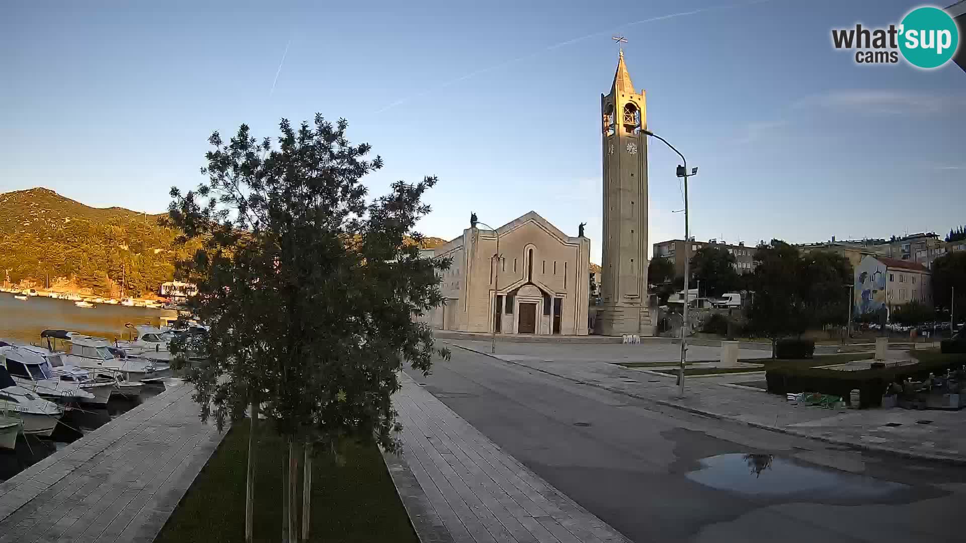 Webcam Ploče | Fesselnde Ausblicke auf Riva und die Kathedrale