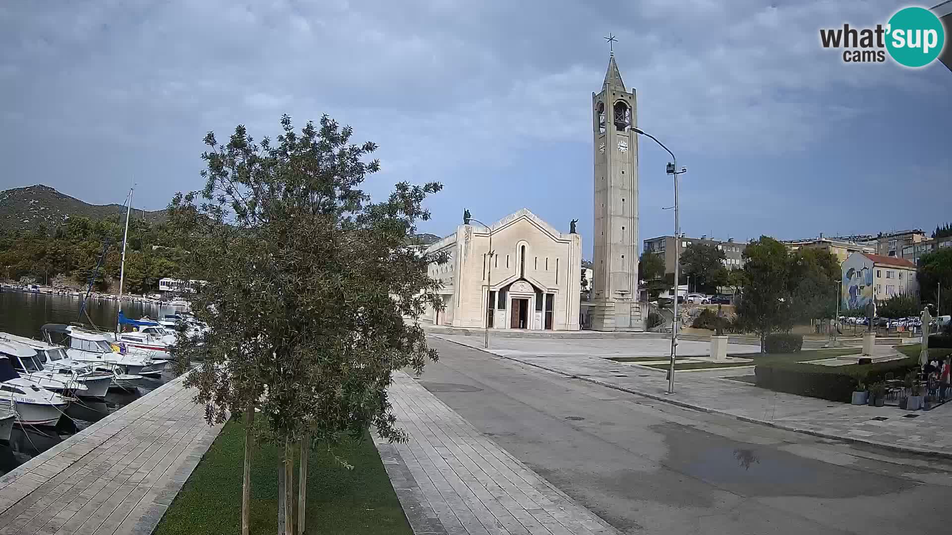 Ploče Cámara web | Vistas cautivadoras de Riva y la Catedral