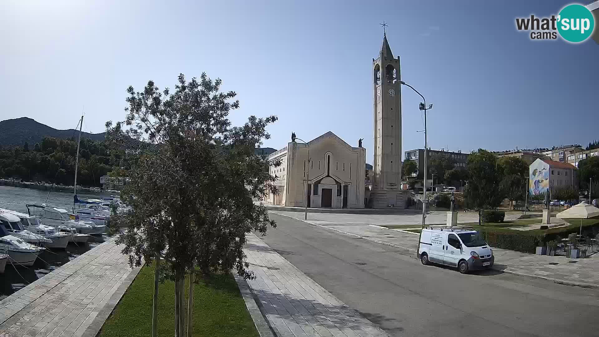 Spletna kamera Ploče | Osupljiv pogled na Rivo in katedralo