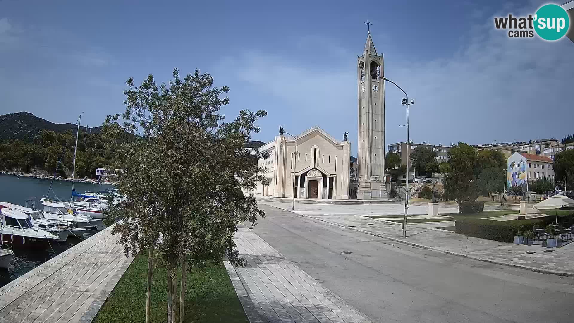 Ploče Webcam | Captivating Views of Riva and the Cathedral