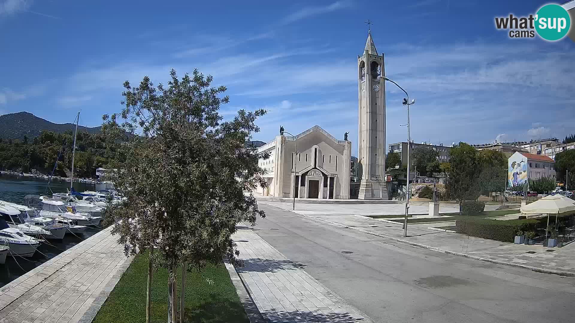 Ploče Webcam | Captivating Views of Riva and the Cathedral