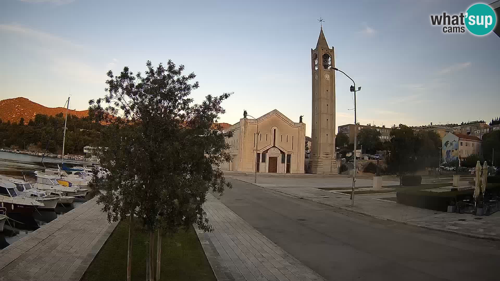 Webcam Ploče | Fesselnde Ausblicke auf Riva und die Kathedrale