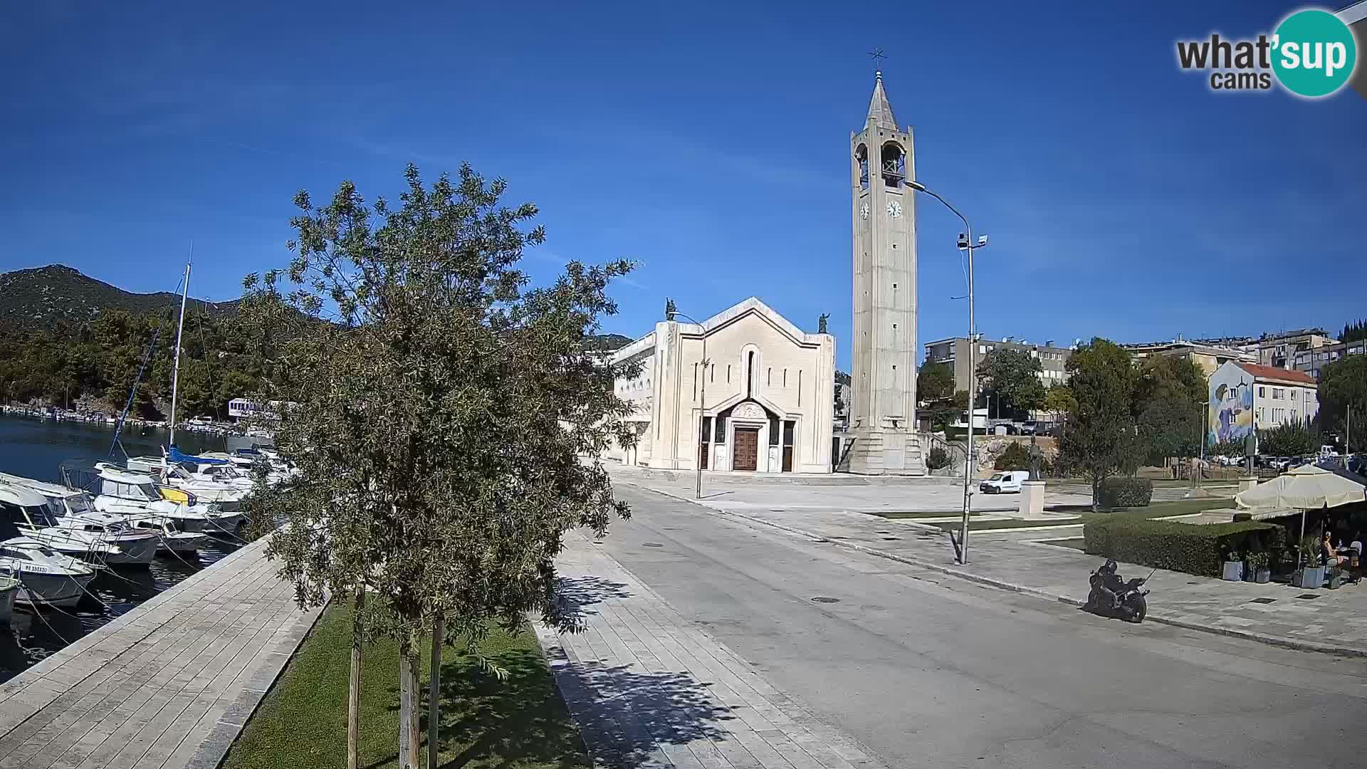 Ploče Cámara web | Vistas cautivadoras de Riva y la Catedral