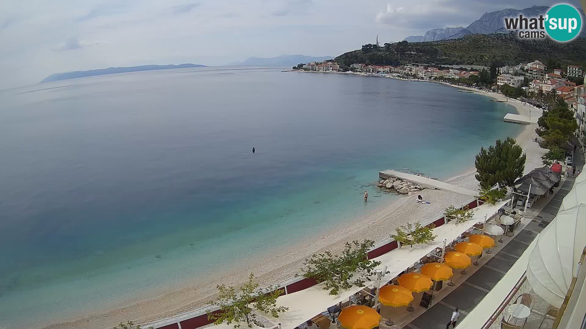 Pogled na plažu Podgori