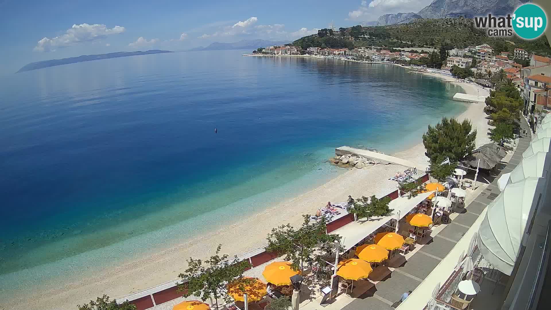 Pogled na plažu Podgori