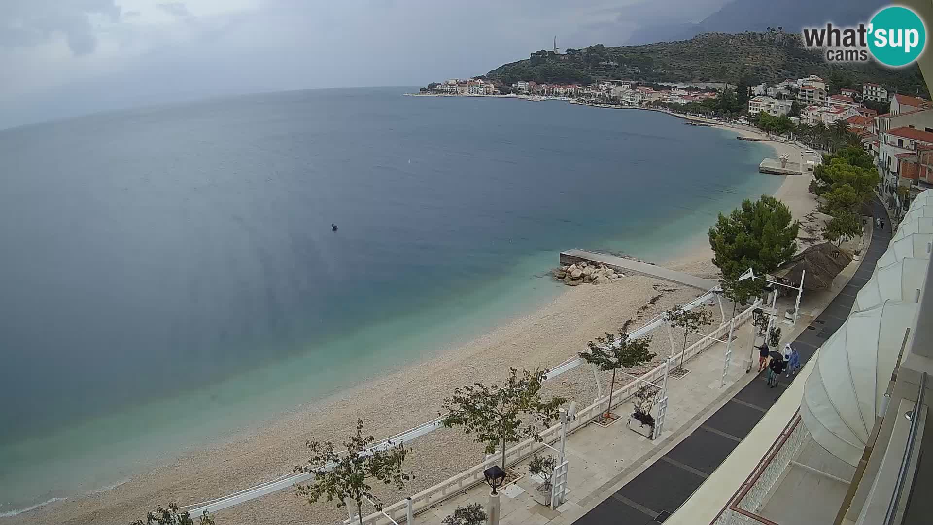 Vue de plage in Podgora