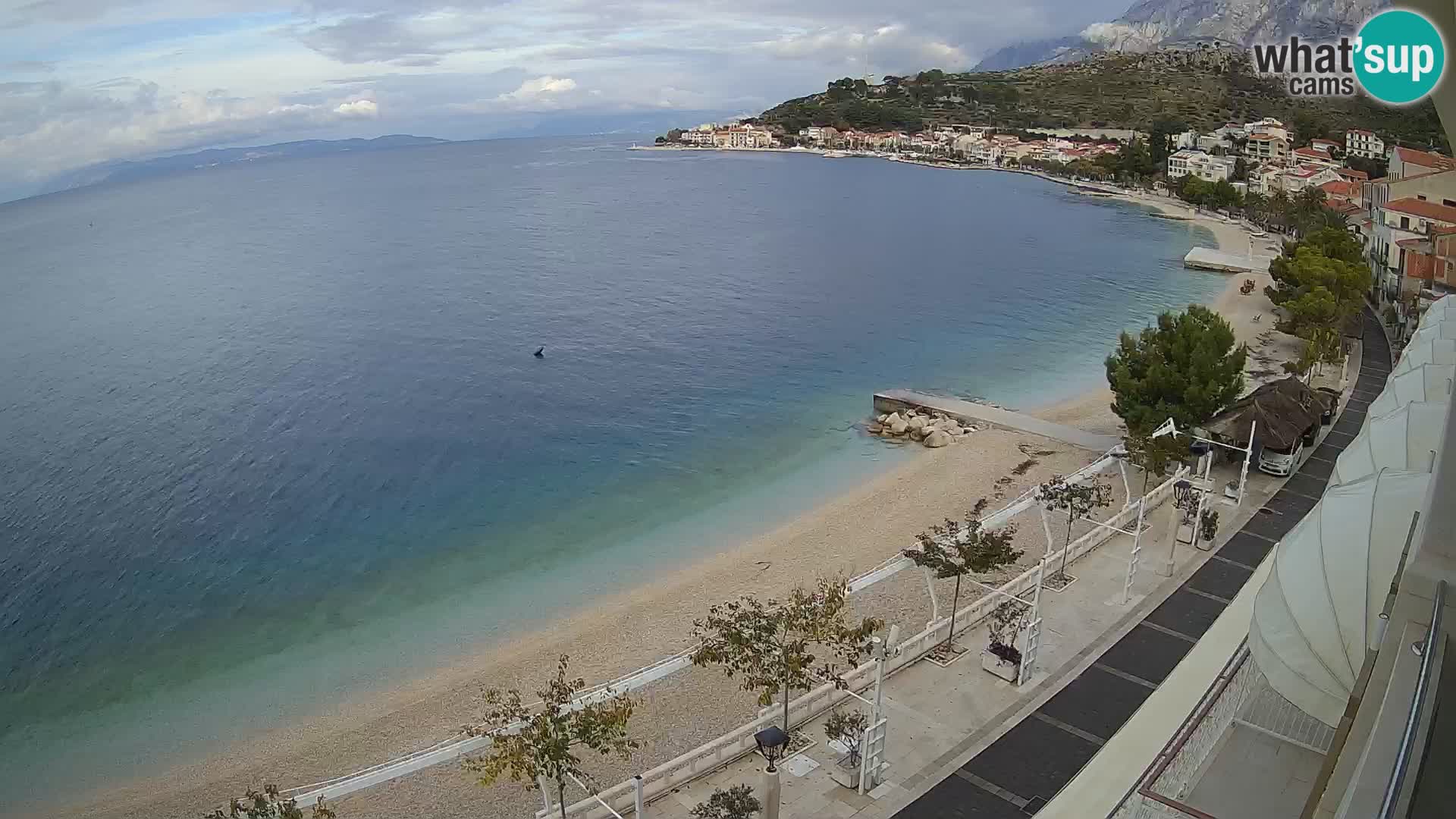 Razgled na plažo v Podgori