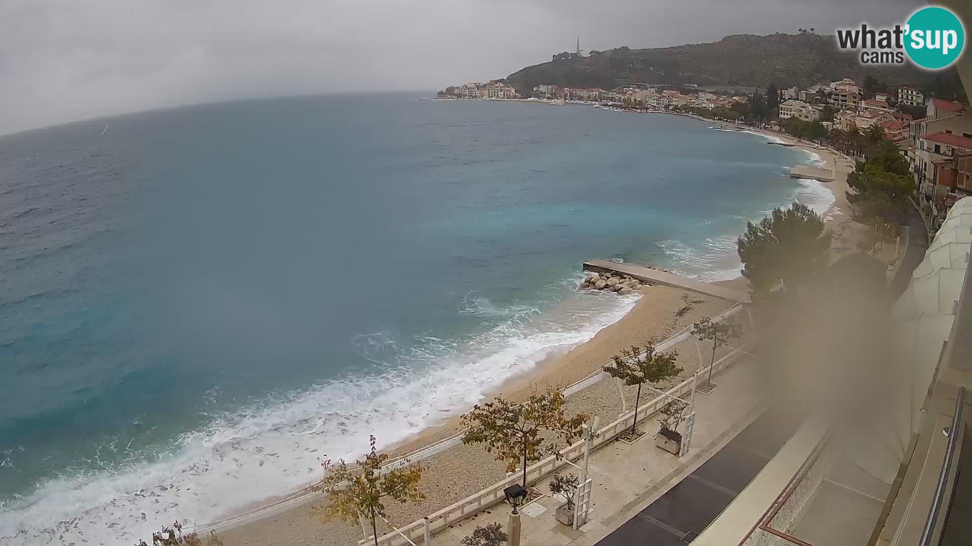 Vista de la playa in Podgora