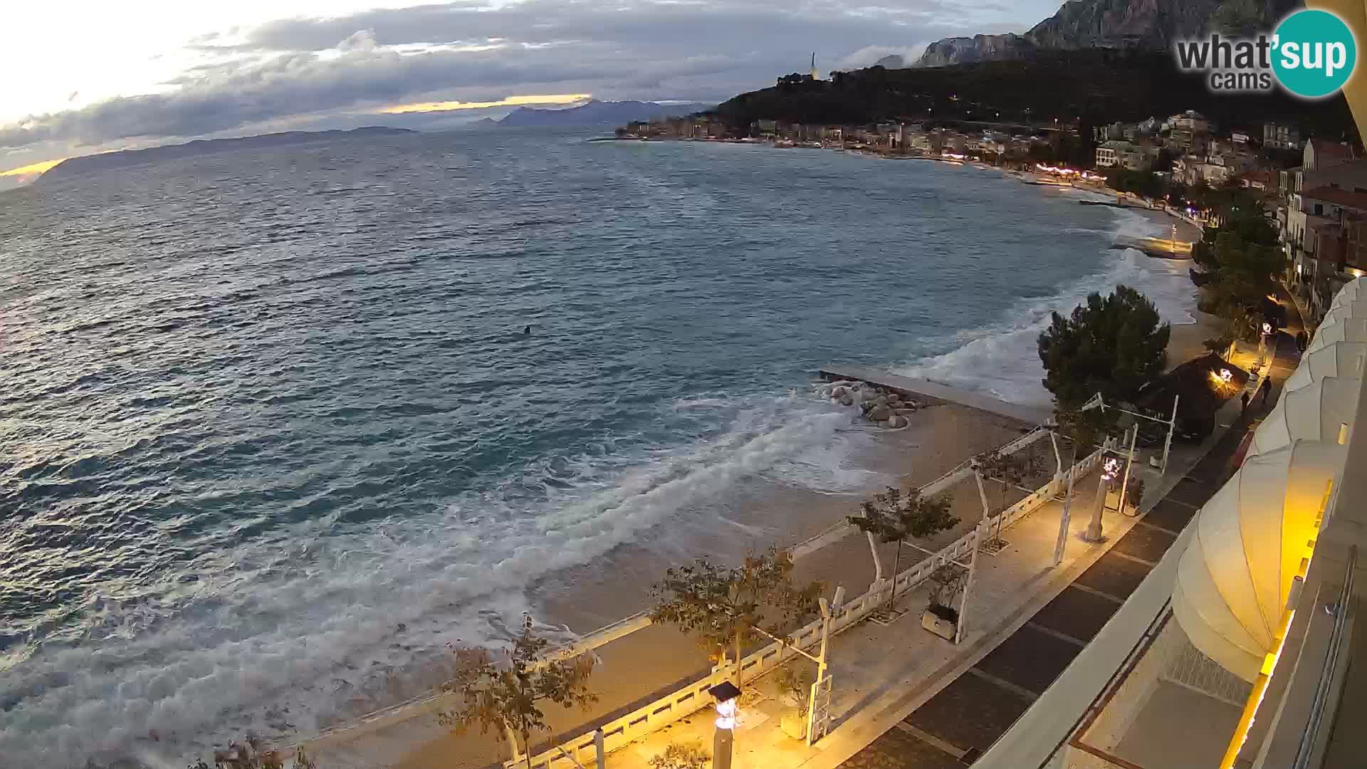 Vista de la playa in Podgora