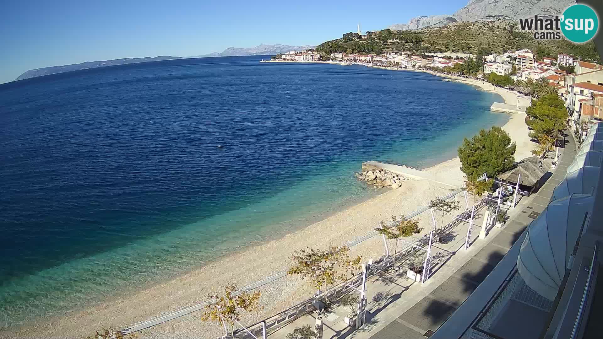 Vista de la playa in Podgora