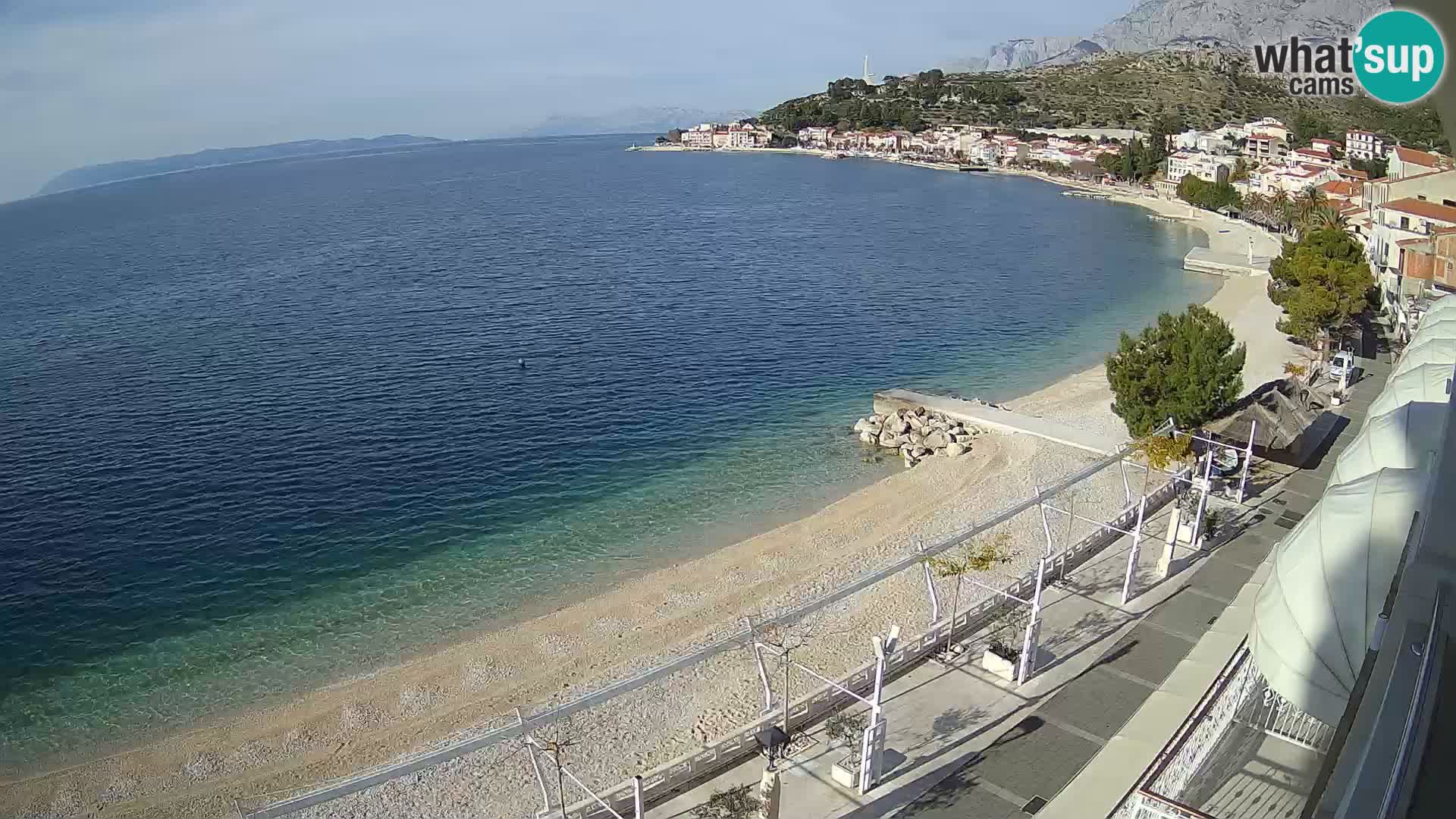 Razgled na plažo v Podgori