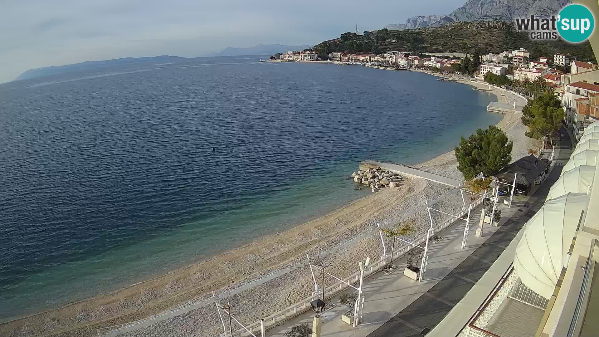 Panorama della spiaggia a Podgora