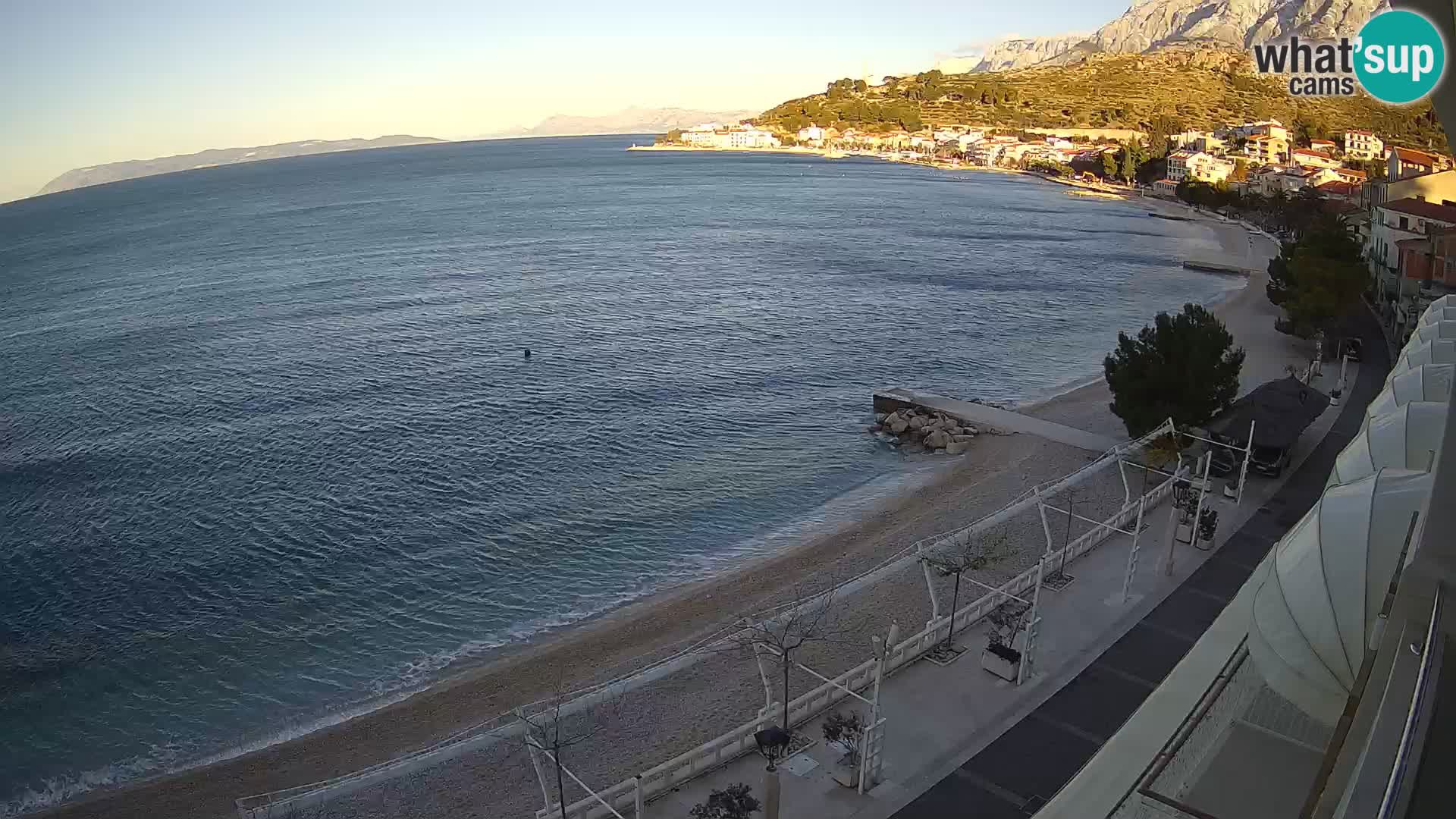 Panorama della spiaggia a Podgora