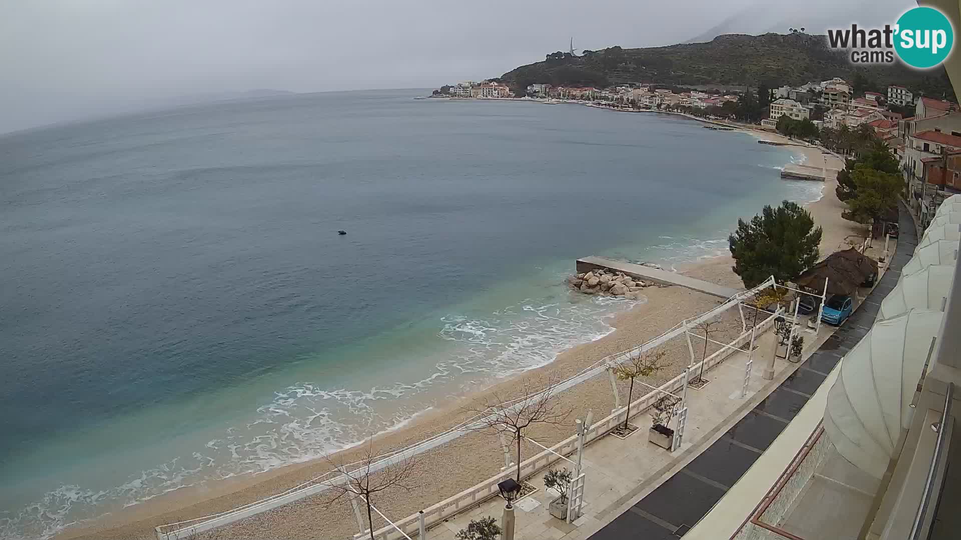 Vue de plage in Podgora