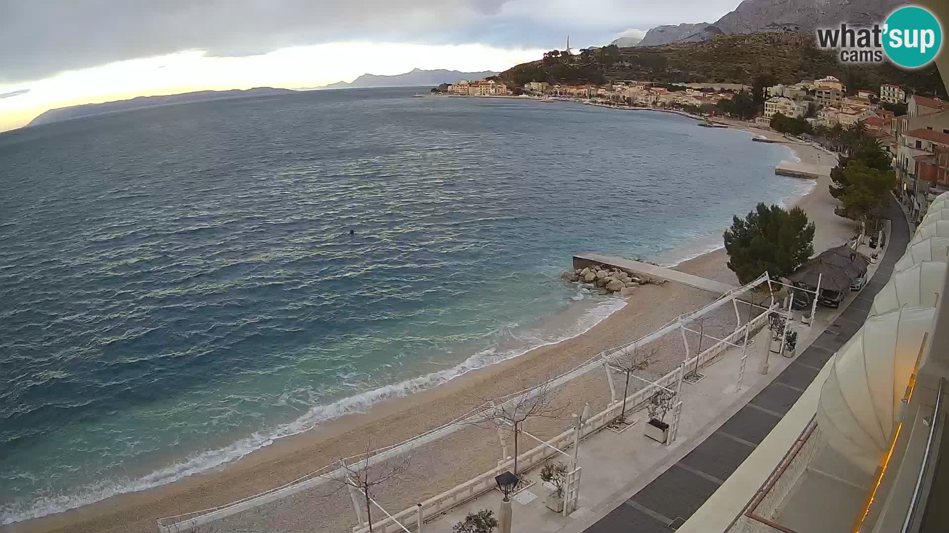 Vue de plage in Podgora