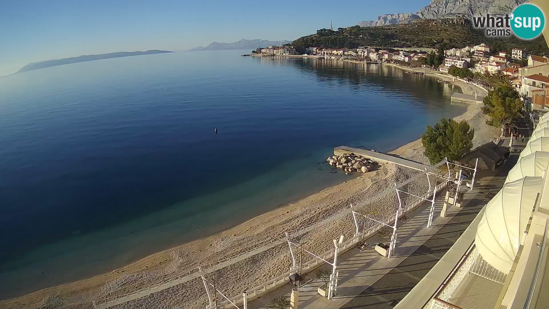 Panorama della spiaggia a Podgora