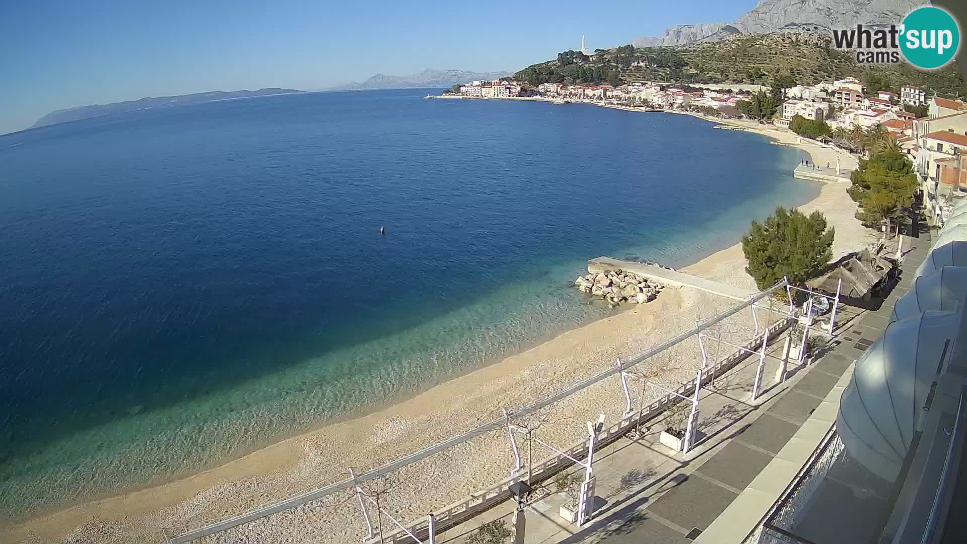 Vue de plage in Podgora