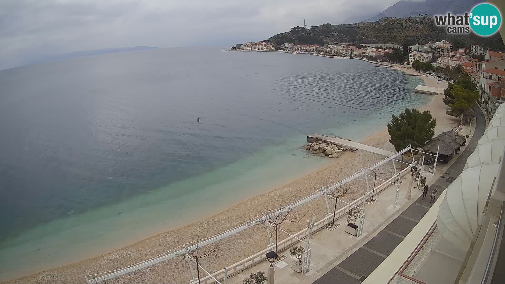 Vue de plage in Podgora