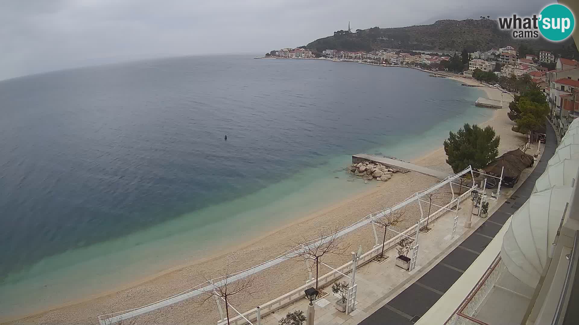 Vue de plage in Podgora