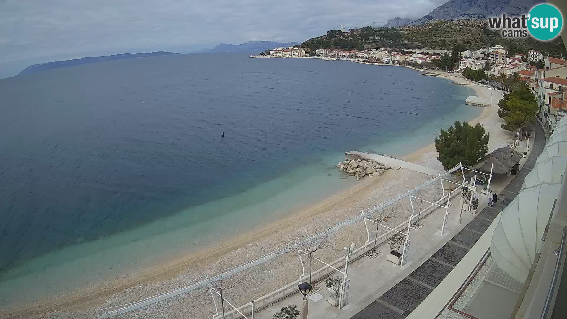 Vue de plage in Podgora