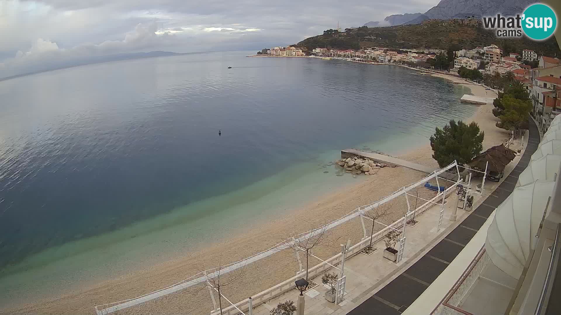 Vista de la playa in Podgora