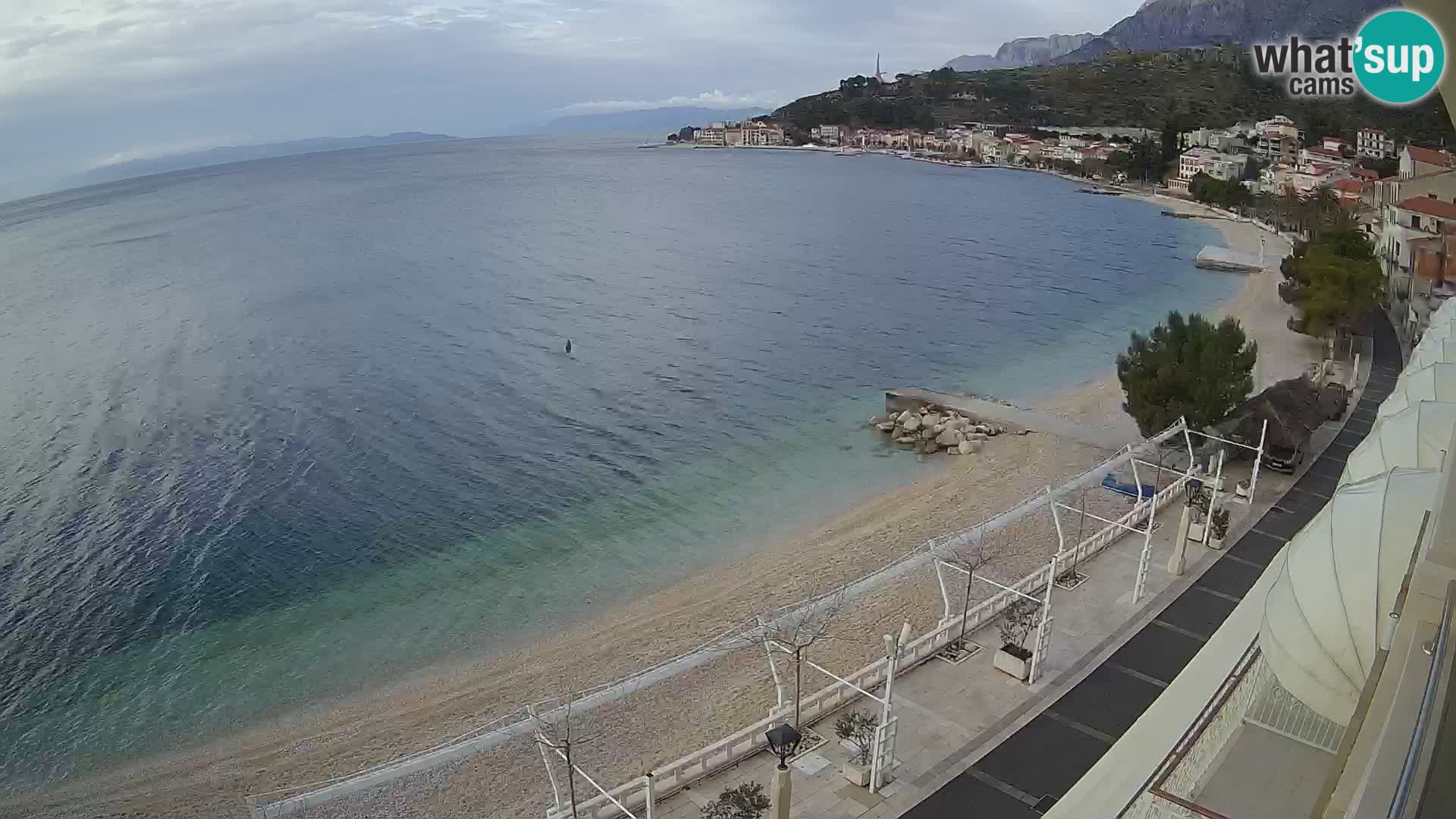 Panorama della spiaggia a Podgora